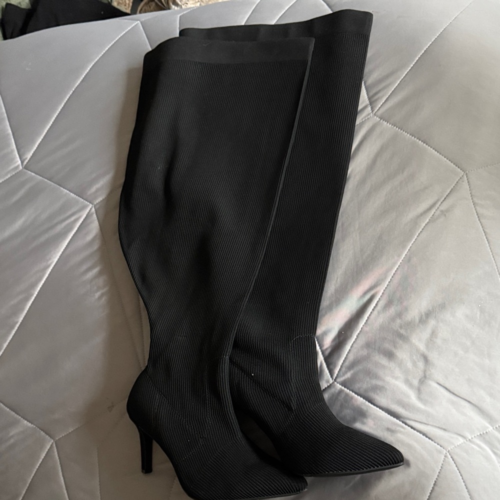 Torrid Black Boots❤️